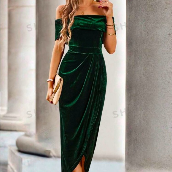 SHEIN Dresses & Skirts - SHEIN Privé Off Shoulder Wrap Hem Velvet Dress